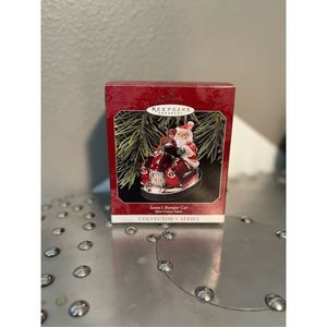 Hallmark keepsake her le comes Santa series #20 Santa number car 1998